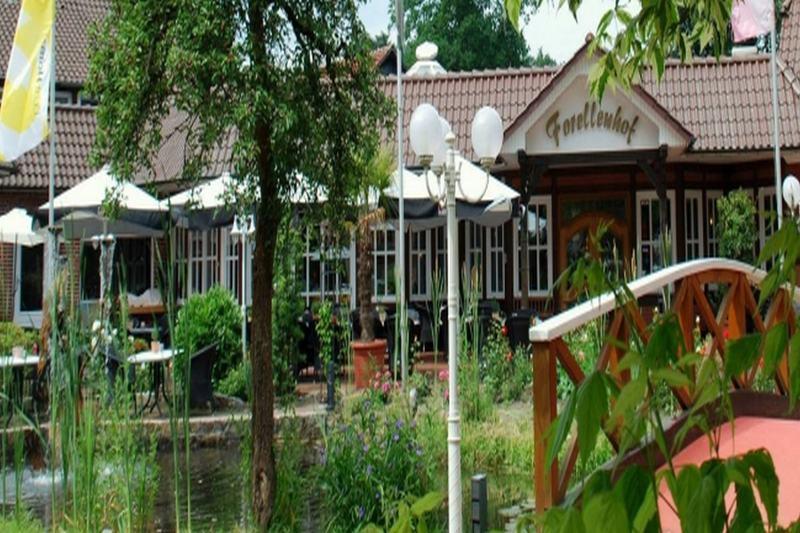 Ringhotel Forellenhof 발스로드 외부 사진